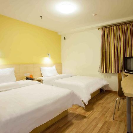 7Days Inn Changchun Renmin Avenue Pingquan Road Экстерьер фото
