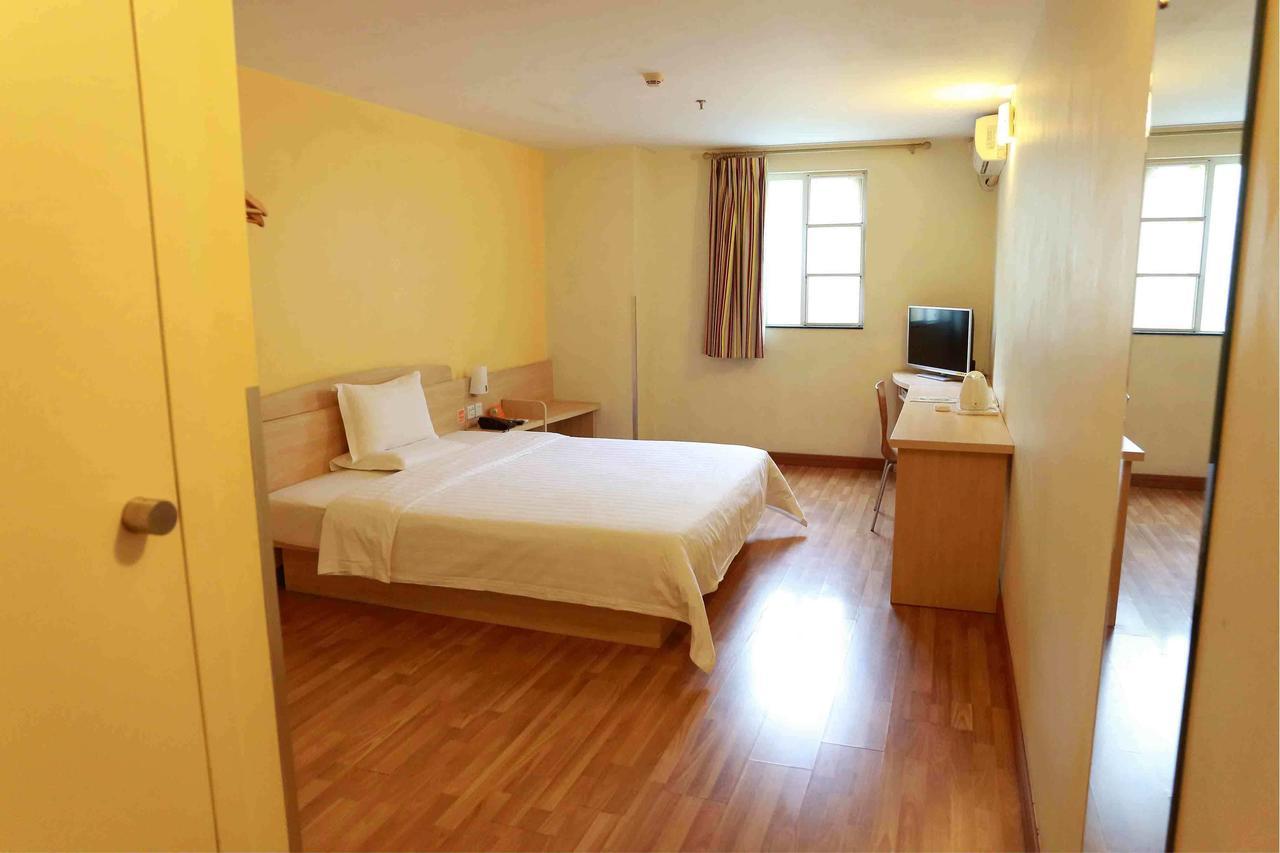 7Days Inn Changchun Renmin Avenue Pingquan Road Экстерьер фото